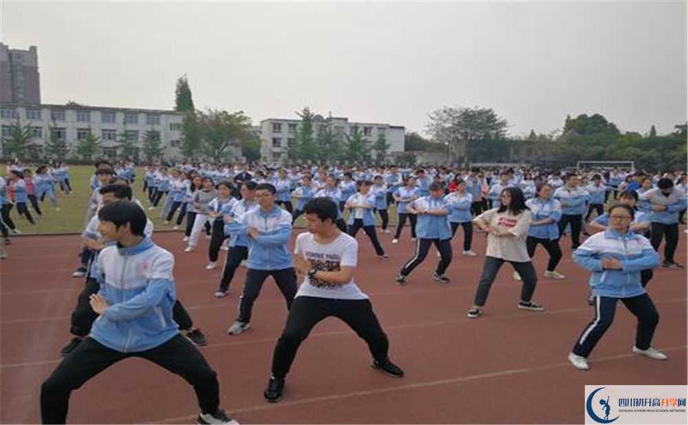 華潤高級中學初升高向外地招生嗎？